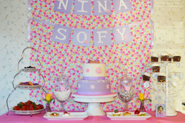 Nina’s Baptism Sweet Table